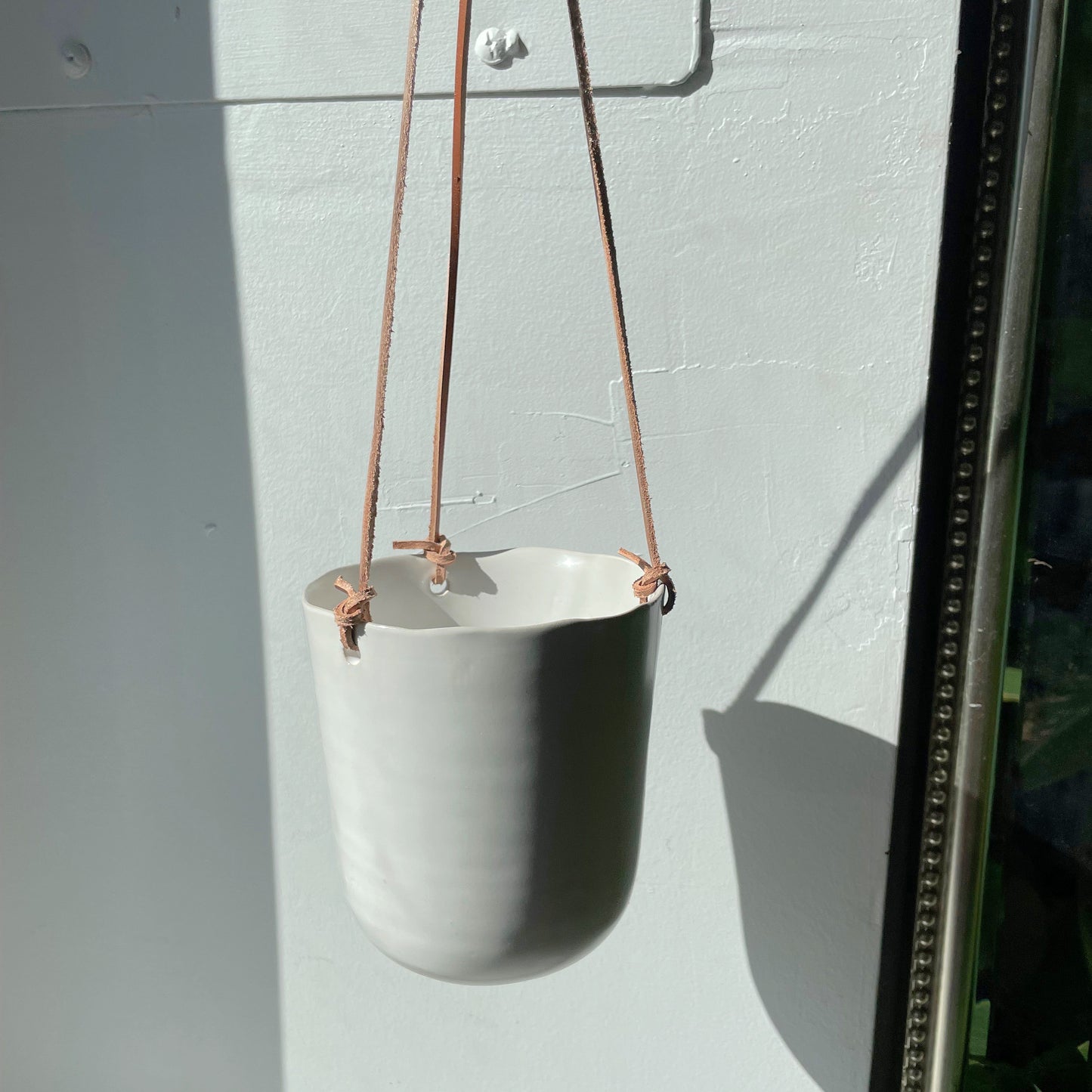 4"/5" Doni Hanging Pot