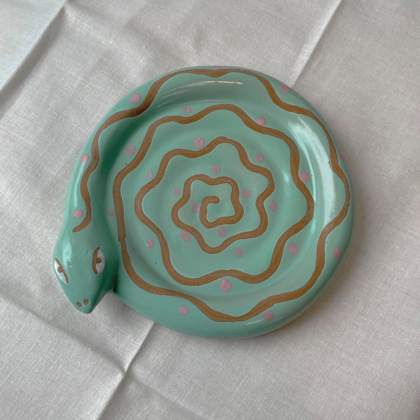 4.5" Charmer Pot with drainage + saucer