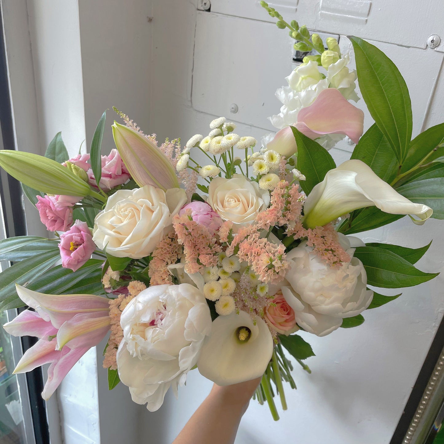 Large Hand-Tied Bouquet