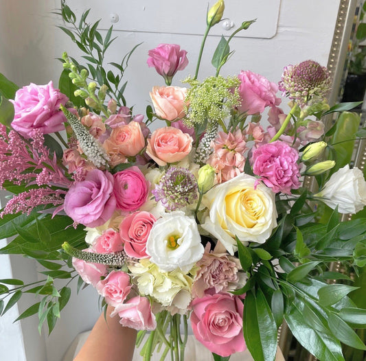 XXL Hand-Tied Bouquet